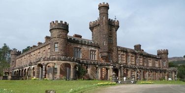 2021-07-09_Kinloch-Castle_Isle-of-Rum_DE-1